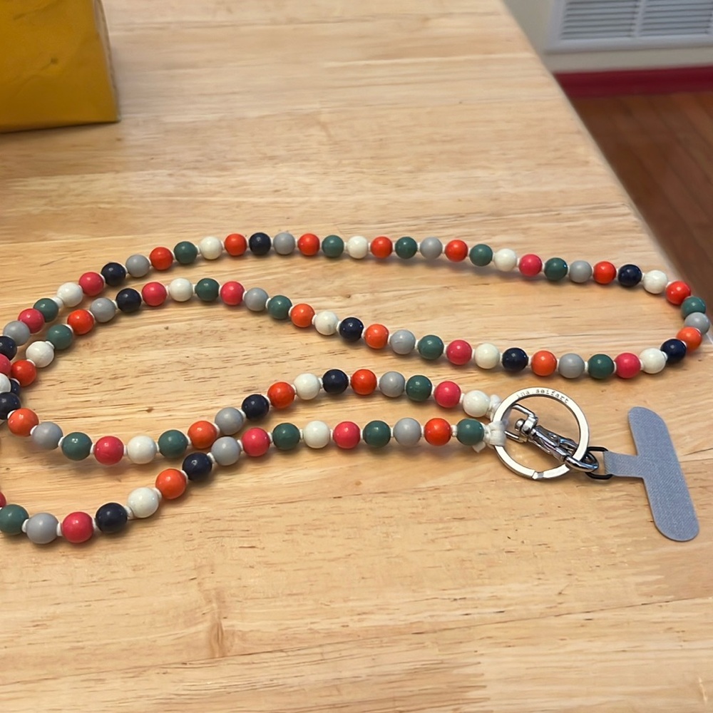 Cellphone lanyard